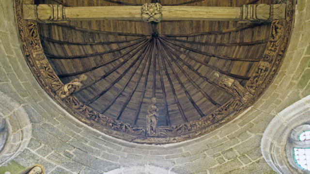 3-chteau-de-kerjean-charpente-chapelle-bernard-galeron-1.jpg