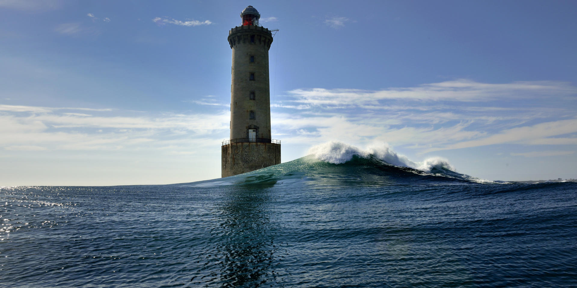 Laissez Vous Guider Par Les Phares De La Mer D Iroise Tourisme Bretagne