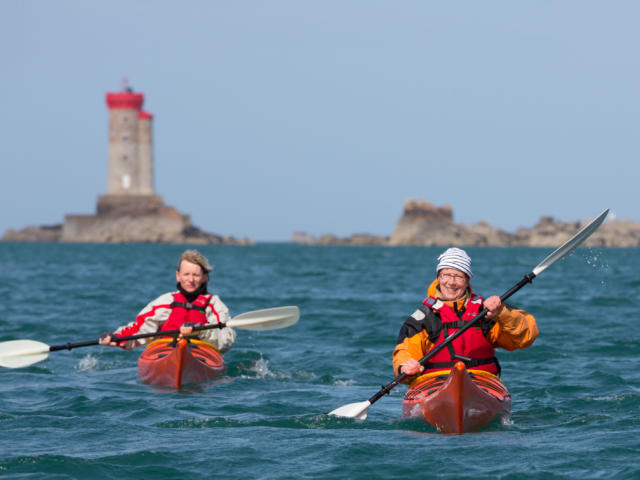 Accostez en kayak au phare de la Croix