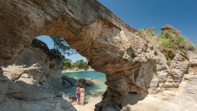 criques-beg-meil-la-pointe-2.jpg