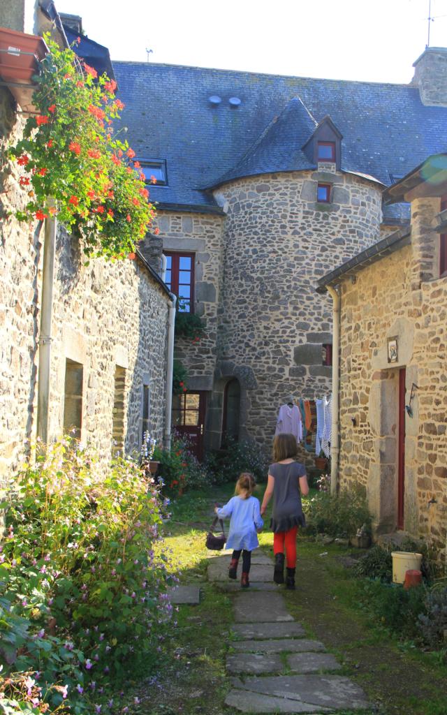 noyal-muzillac-rue-bourg2-damgan-la-roche-bernard.jpg