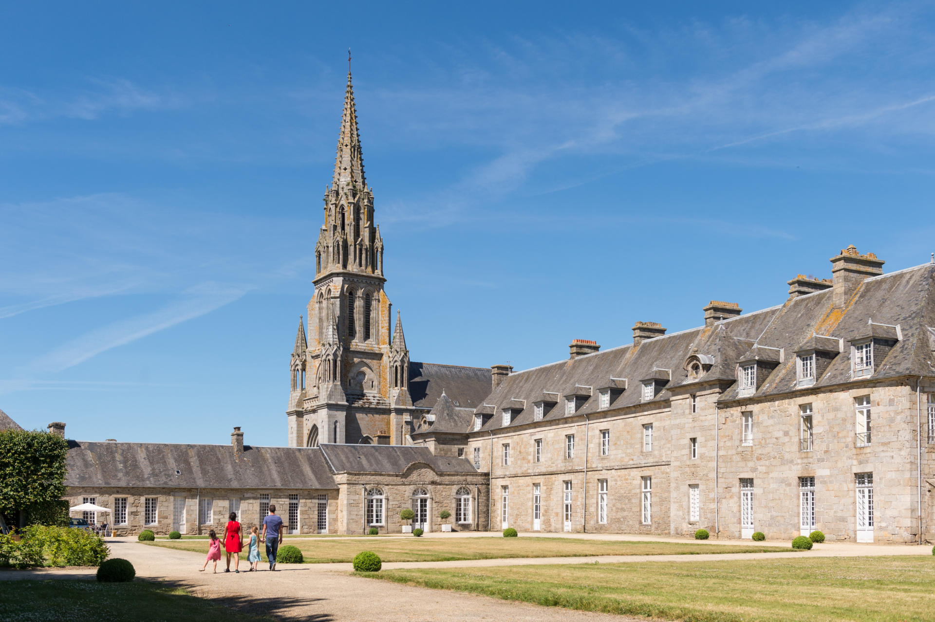 Quintin Tourisme Bretagne