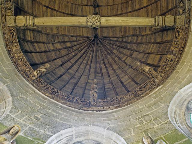 3-chteau-de-kerjean-charpente-chapelle-bernard-galeron-1.jpg