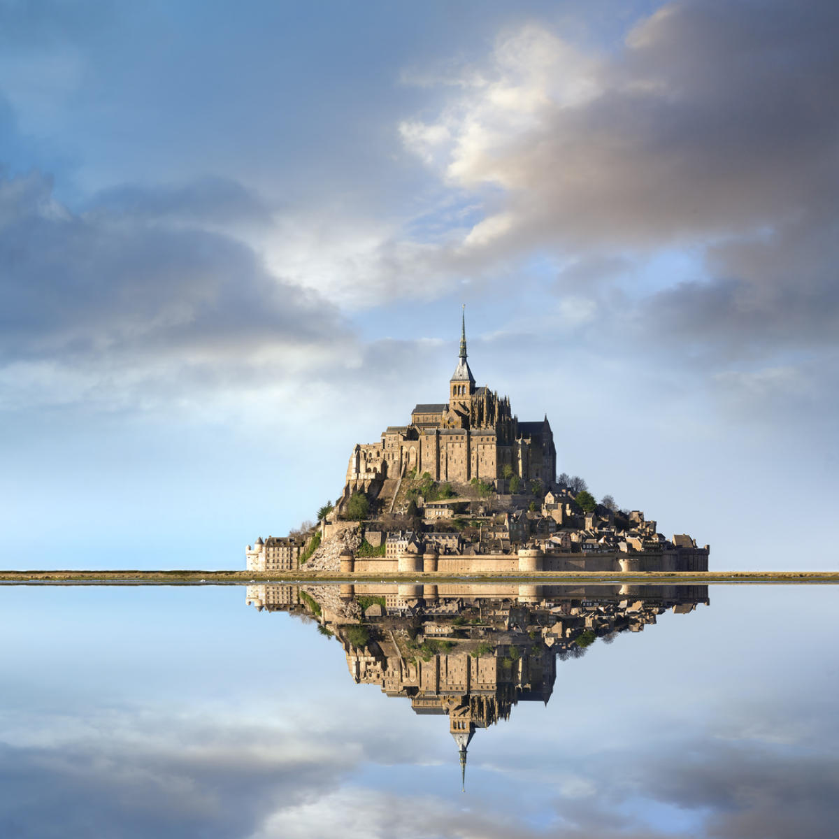 DoldeBretagne and MontDol Brittany tourism