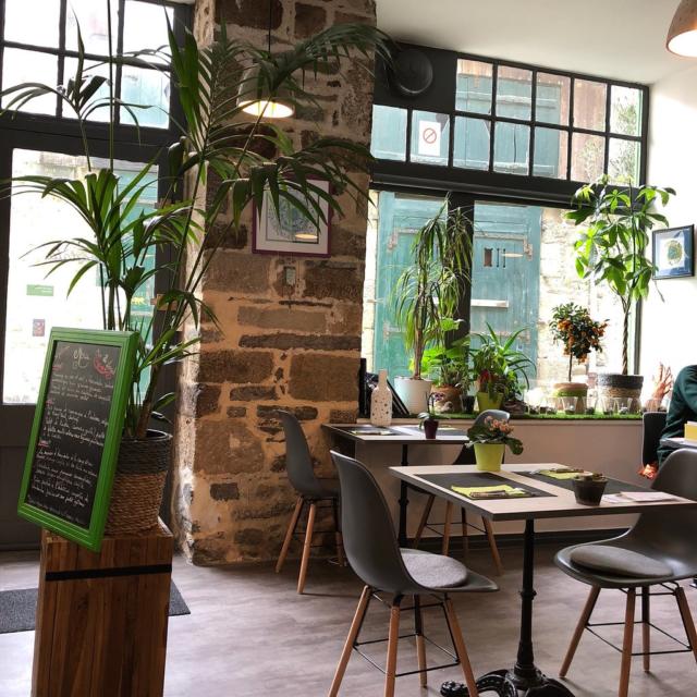 annadata-restaurant-intrieur.jpg