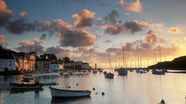 belle-le-en-mer-port-de-sauzon-martin-schulte-kellinghaus-crtb-aa0423.jpg