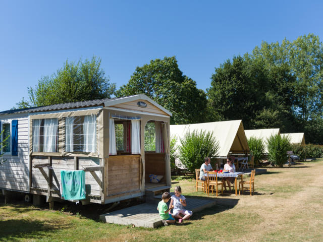 camping-de-la-vallee-du-ninian-taupont-berthier-emmanuel.jpg