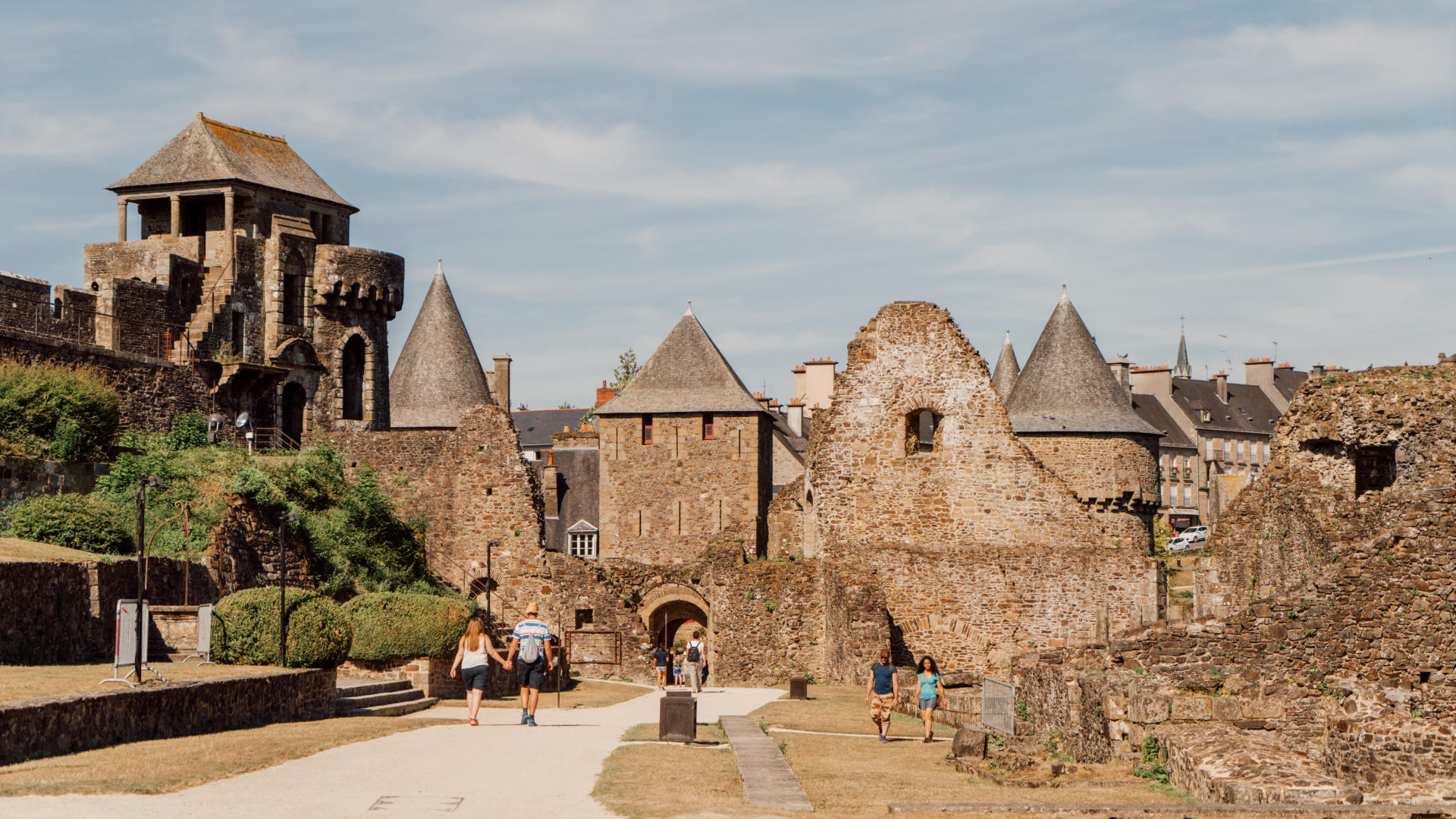 Fougères Tourisme Bretagne