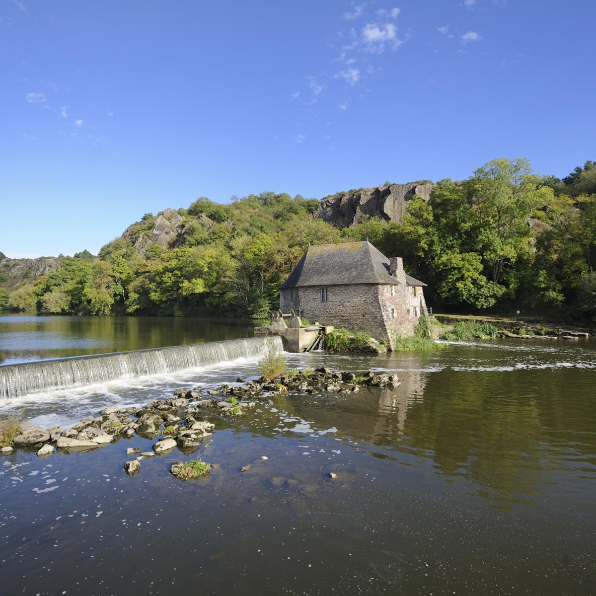 Fougères Tourisme Bretagne