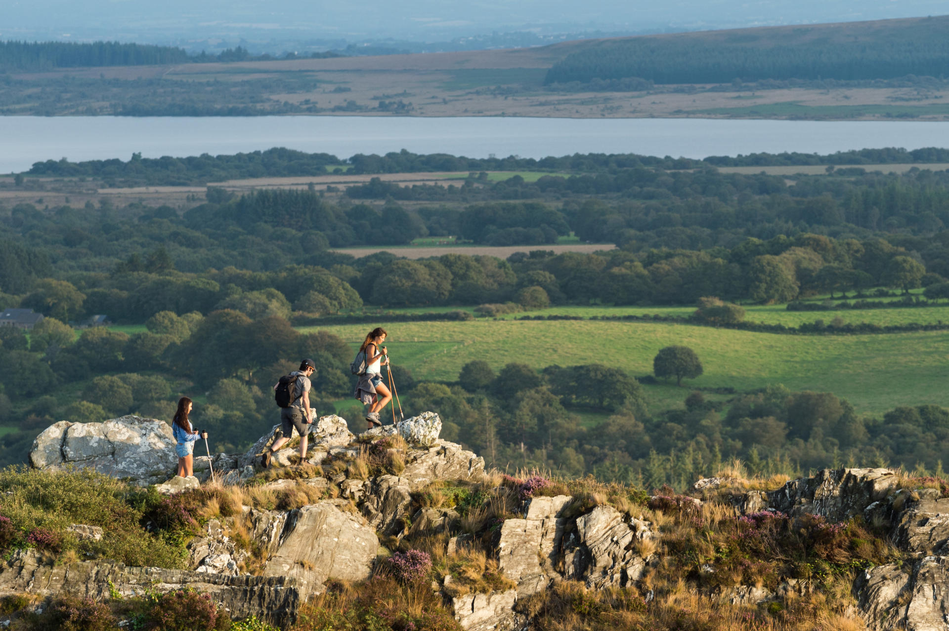 Randonner Dans Les Monts Darrée Tourisme Bretagne