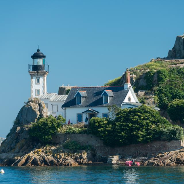 Vue sur l'Ile Louët en baie de Morlaix