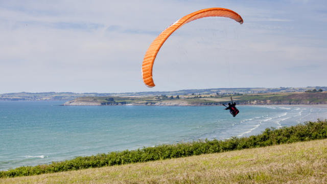 parapente-au-menez-hom-guillaume-pri.jpg