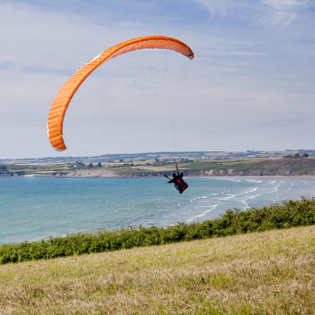 parapente-au-menez-hom-guillaume-pri.jpg