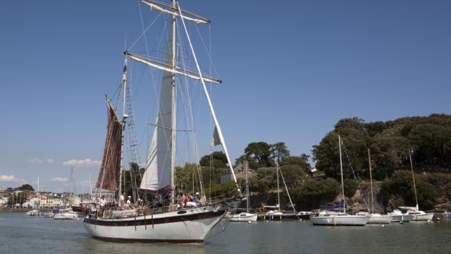 corsaires-de-retz-vieux-port-oti-pornic.jpg
