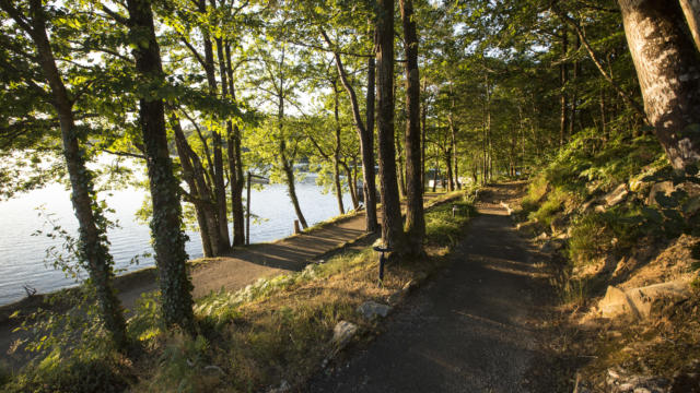lac-de-gurledan-yannis-derennes.jpg