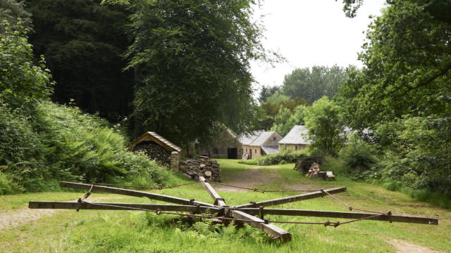 ecomuse-des-monts-darre.jpg