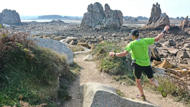 Trail à travers l'Estran