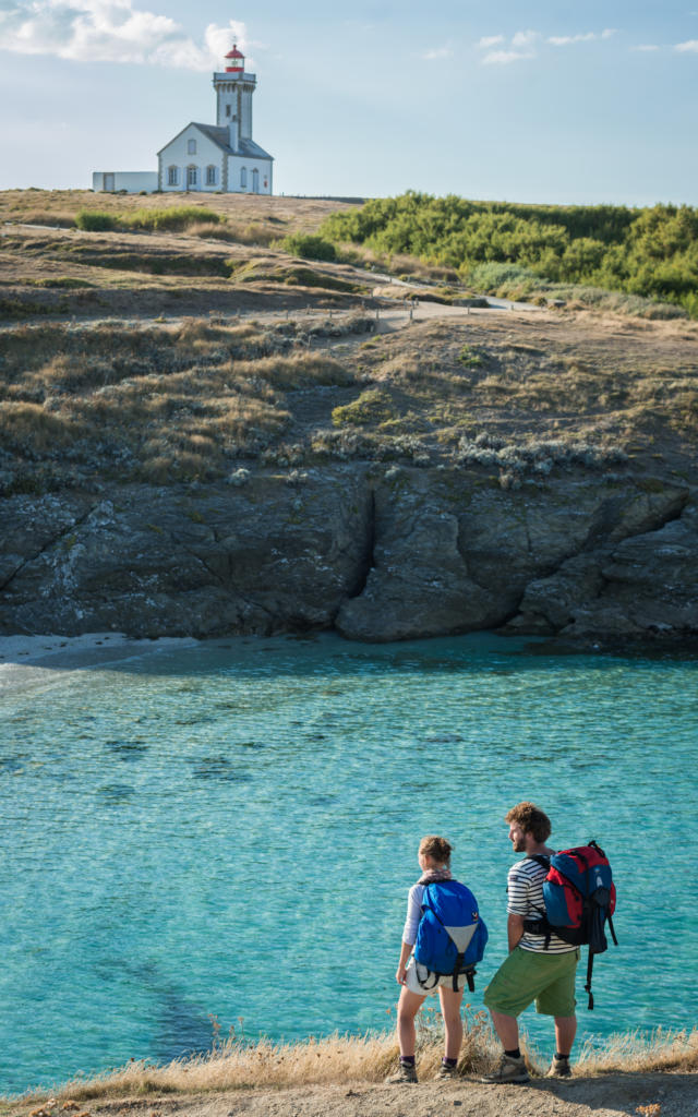 sauzon-belle-ile-en-mer-randonne-la-pointe-des-poulains-emmanuel-berthier.jpg