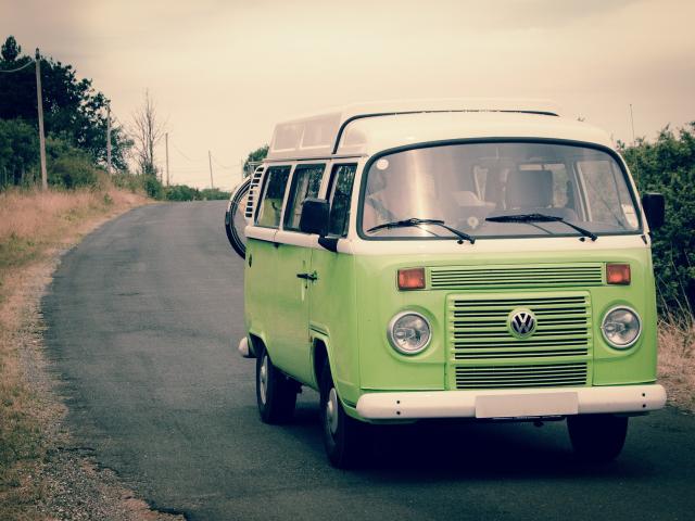 van-2786078-1920.jpg