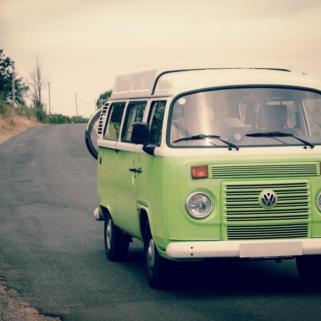 van-2786078-1920.jpg