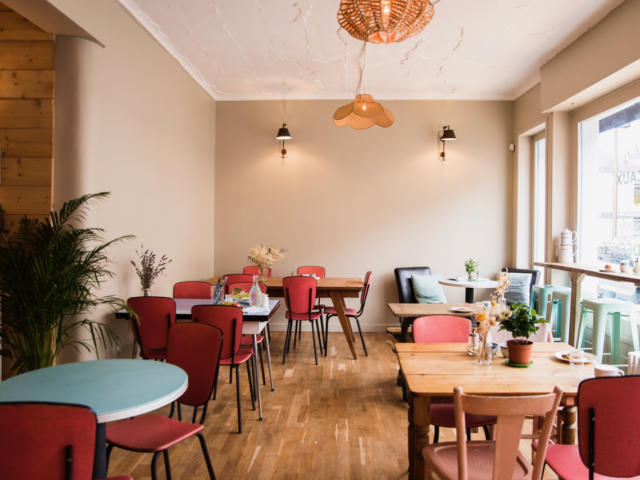 Salle du Café resto Code Ø - Lorient