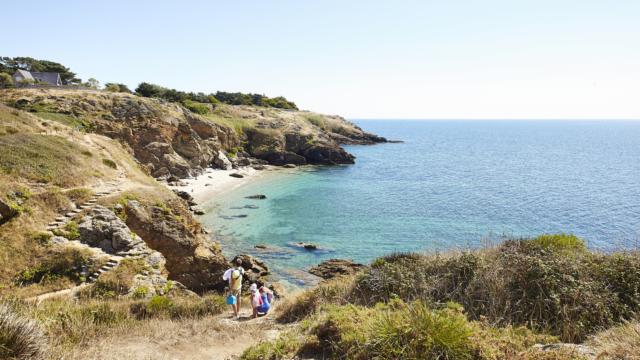 Plage de Saint-Gildas-de-Rhuys et sentier côtier sur la presqu'île de Rhuys