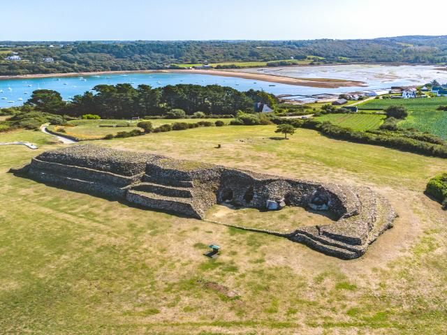 cairn-de-barnenez-poriel-thibault---sb.jpg