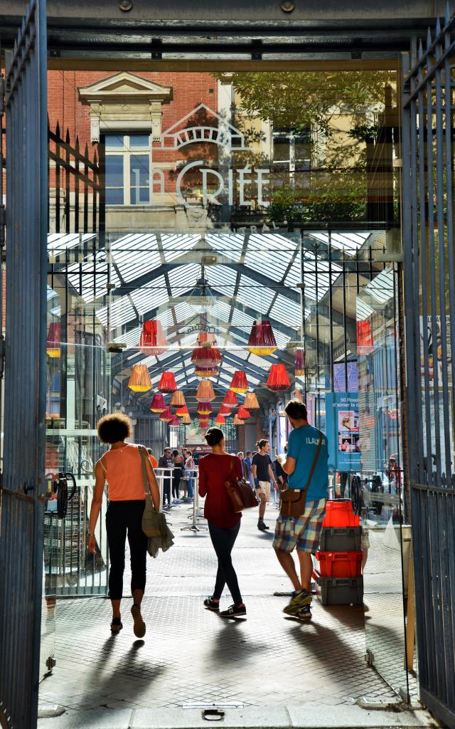 Marché à Manger devant La Criée à Rennes