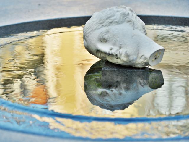 fontaine-de-claudio-parmiggiani-franck-hamon.jpg