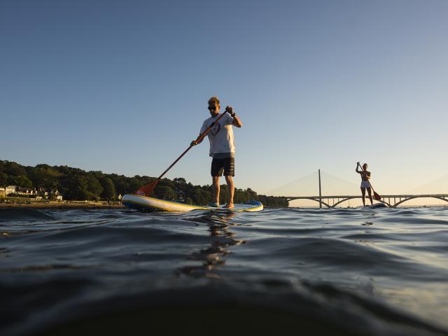 Stand up paddle dans la rade de Brest - pont d'Iroise