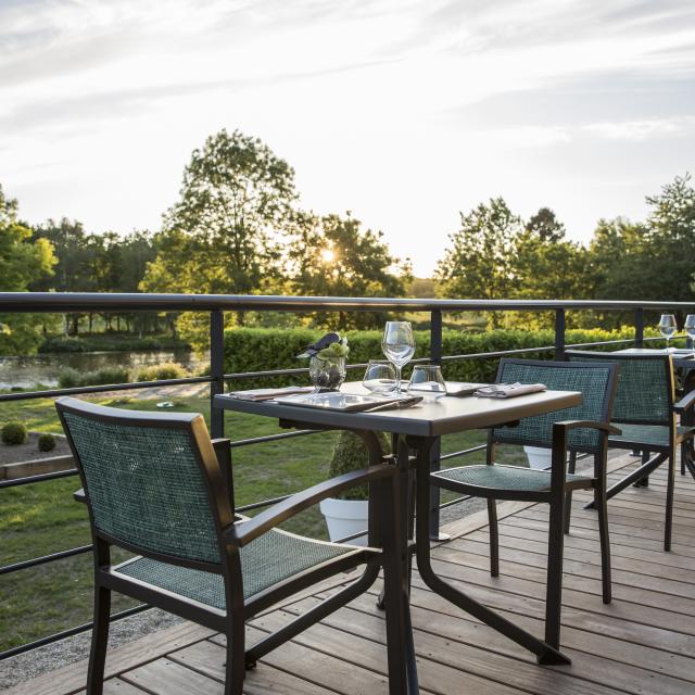 Hôtel de l'abbaye - Le Tronchet - en terrasse