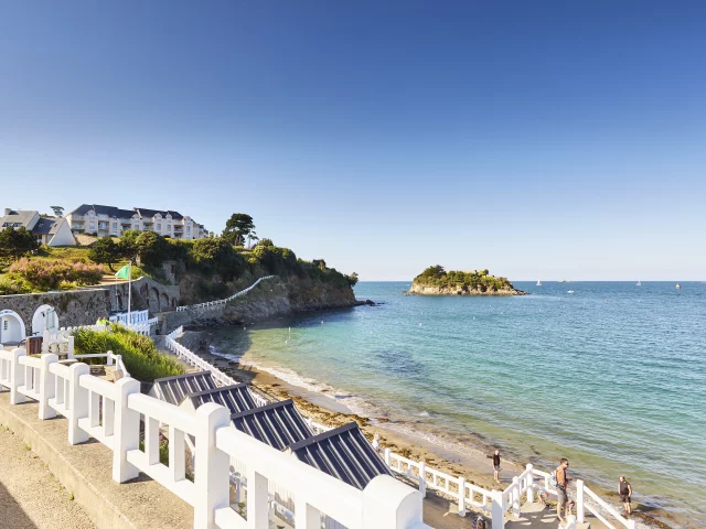 saint-quay-portrieux-plage-de-la-comtesse-a-lamoureux.jpg