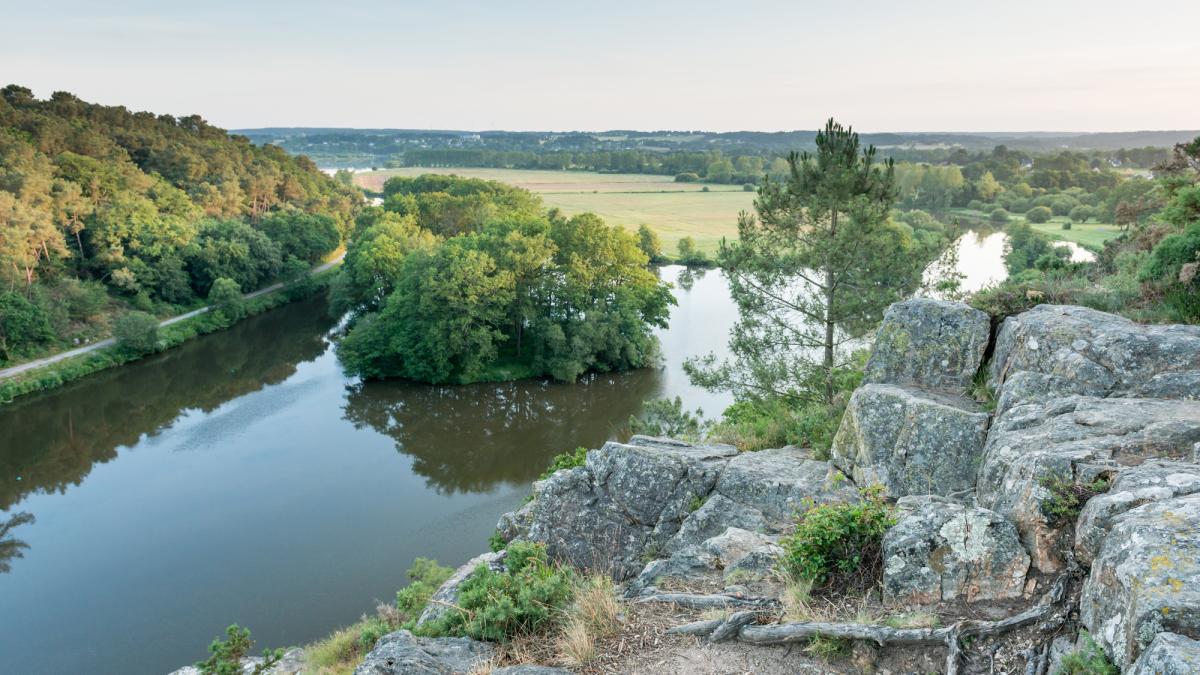 Mit dem Boot über die Kanäle der Bretagne Tourisme Bretagne