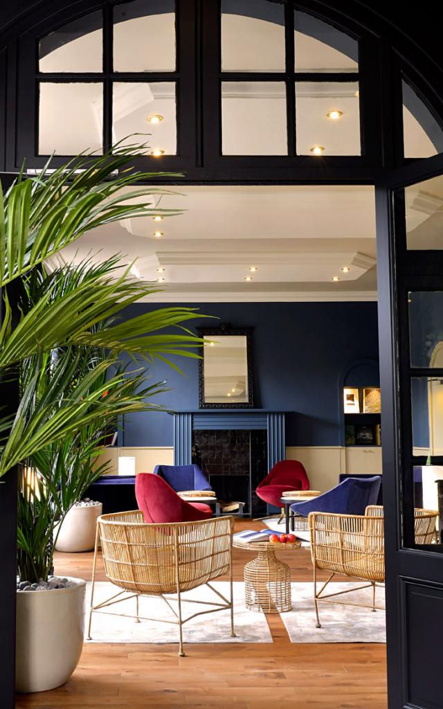 Hôtel De Diane Sable D'or Les Pins Salon Bleu 4