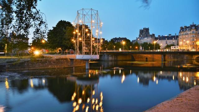 Rennes - Le Belvédère des frères Bouroullec sur la Vilaine
