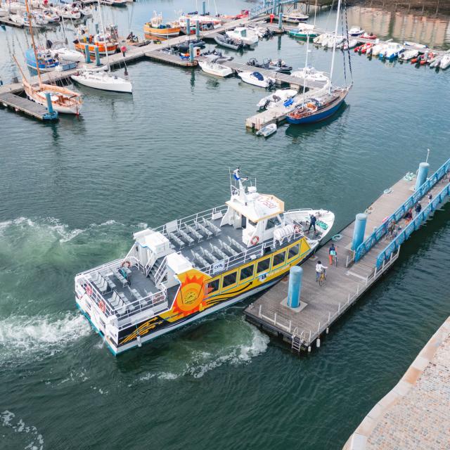 Port-Louis_batobus