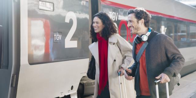 tgv-inoui-couple-letizia-le-fur.jpg