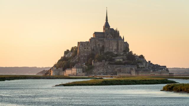 mont-saint-michel-emmanuel-berthier-bd.jpg