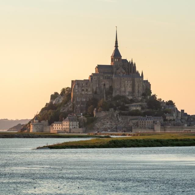 mont-saint-michel-emmanuel-berthier-bd.jpg