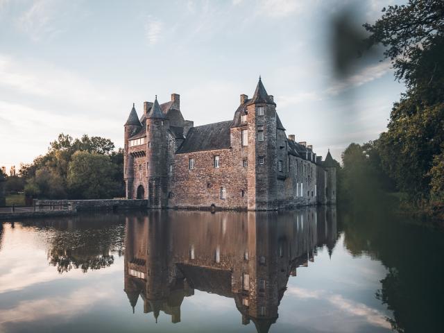 Chateau-de-Trecesson_Mikael-Herrou.jpg