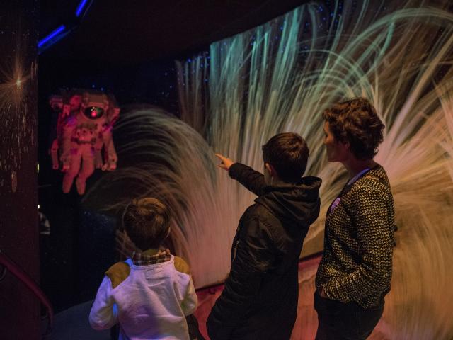 Rennes_Espace-des-sciences_Planetarium_S.Priou_.jpg