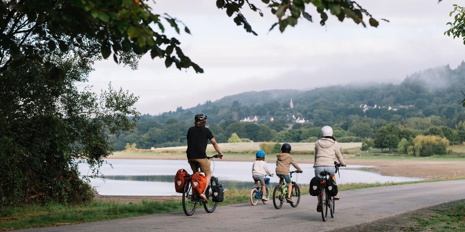Balade velo en famille 2025