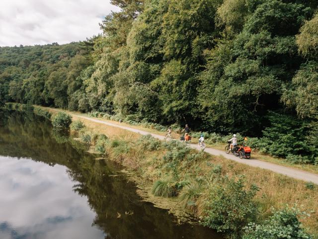 Gouarec - Canal de Nantes à Brest à vélo