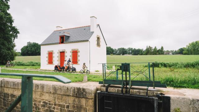 Saint-Caradec - Maison éclusière