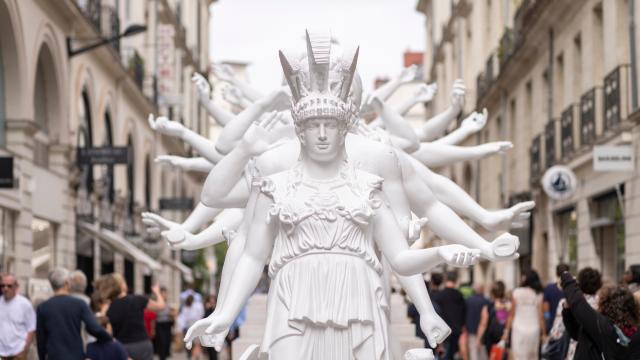 Xu Zhen, European Thousand-Arms Classical Sculpture, Le Voyage à Nantes 2023