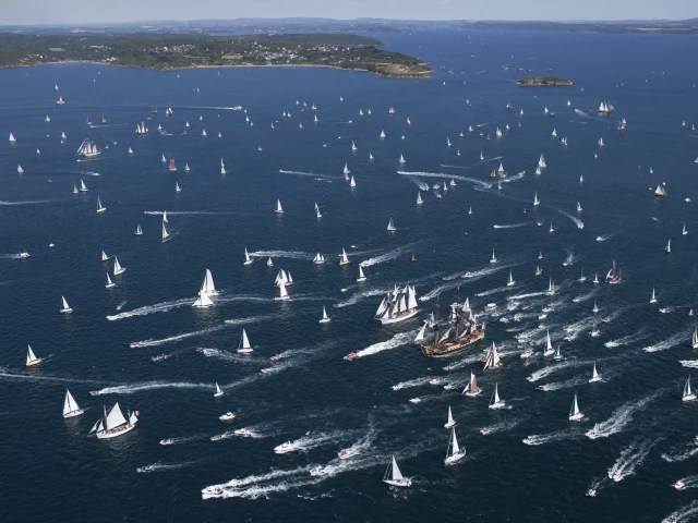 Navigation en Rade de Brest lors des Fetes Maritimes Internationales de Brest 2016 - le 15/07/2016