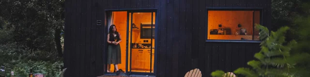 https://www.parceltinyhouse.com/location/tinyhouse-bretagne-kerbastard