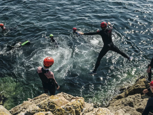 Presqu'Ile de Crozon - Morgat - Coasteering -